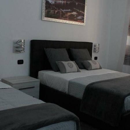 B&B Napoli La Perla Nápoles Exterior foto